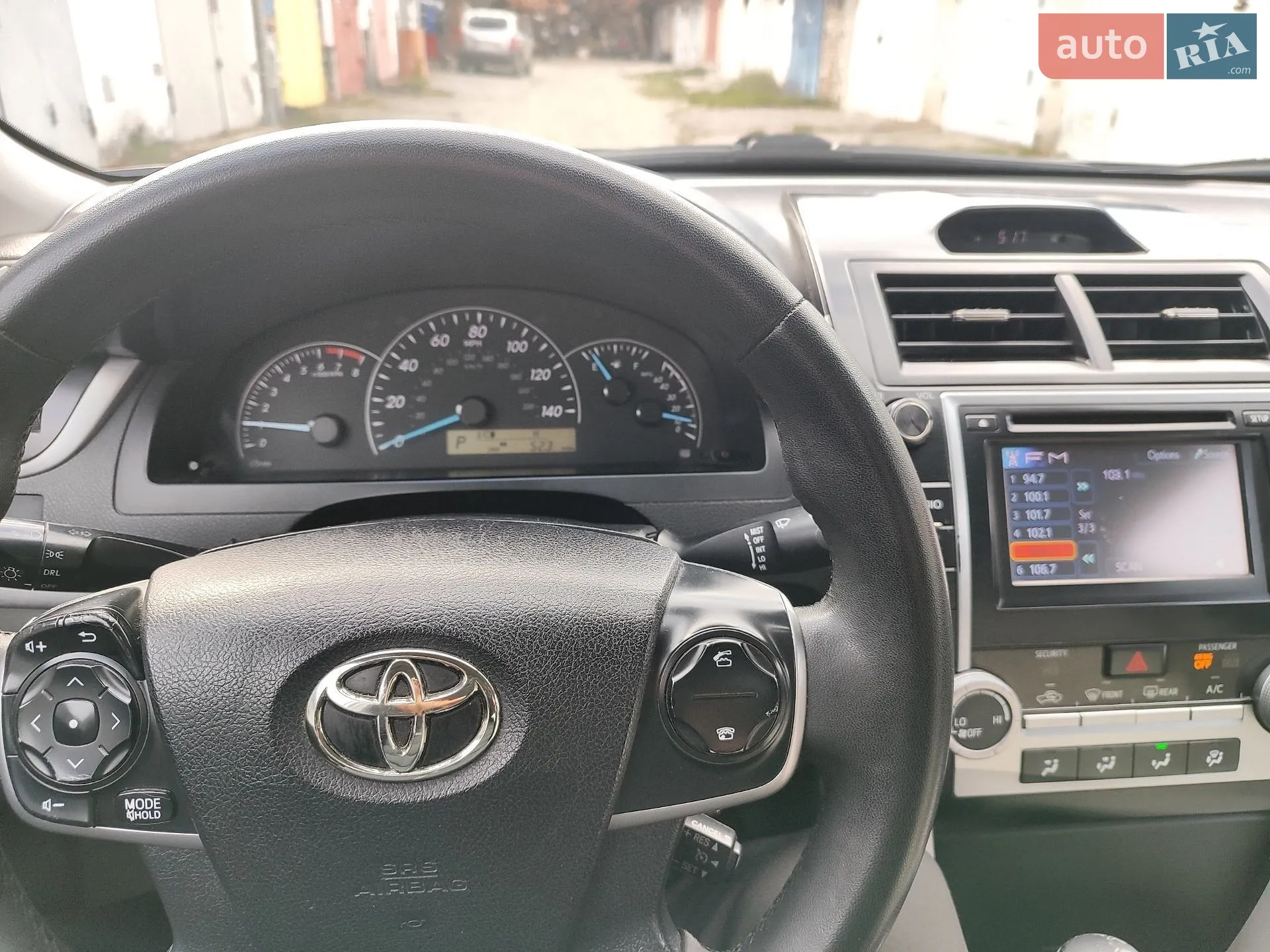 2013 Toyota Camry - мініатюра 25