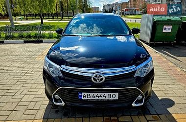 Седан Toyota Camry 2017 в Харькове
