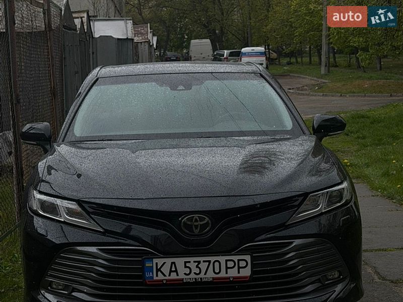 Toyota Camry 2018