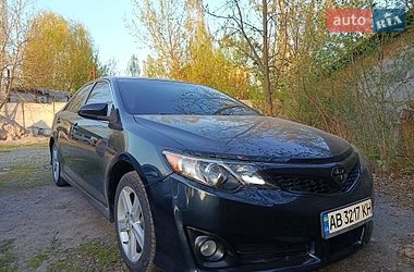 Седан Toyota Camry 2013 в Вінниці