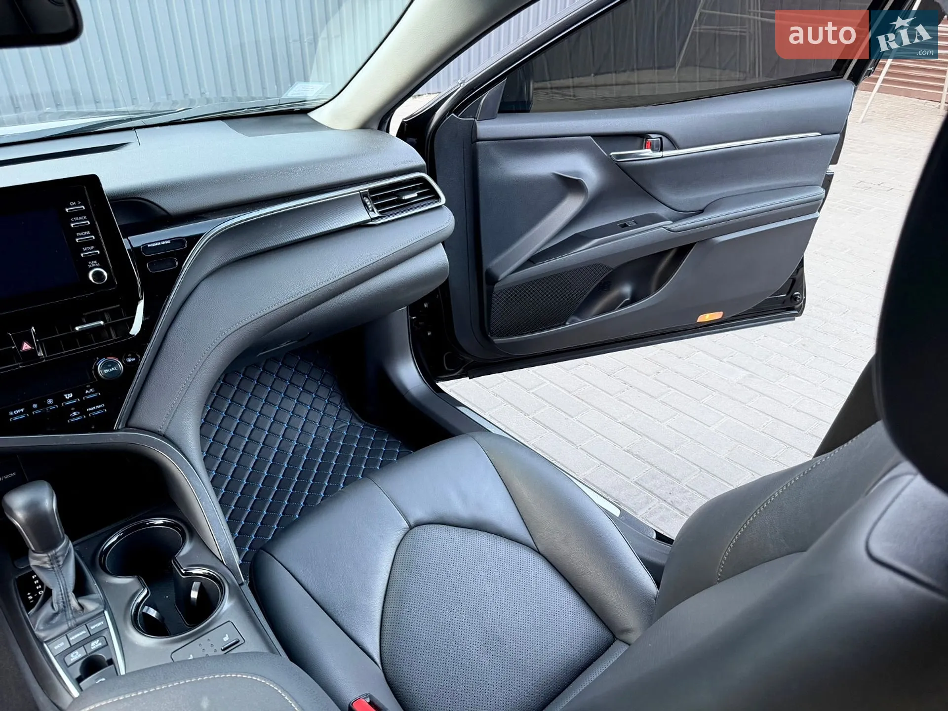 2023 Toyota Camry - мініатюра 22