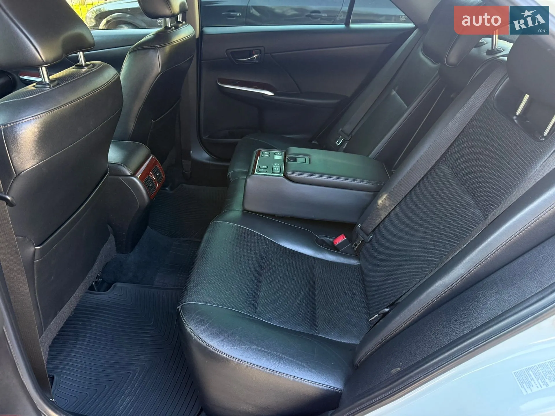 2013 Toyota Camry - мініатюра 37