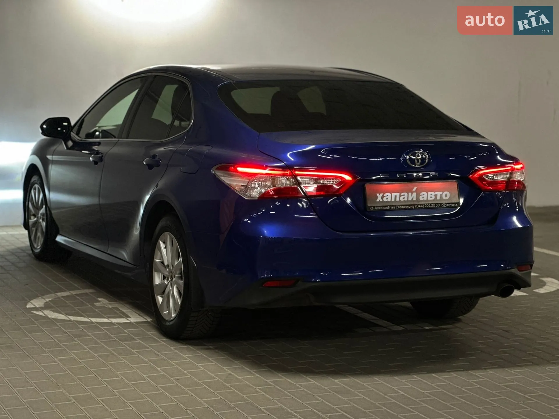 2020 Toyota Camry - мініатюра 4