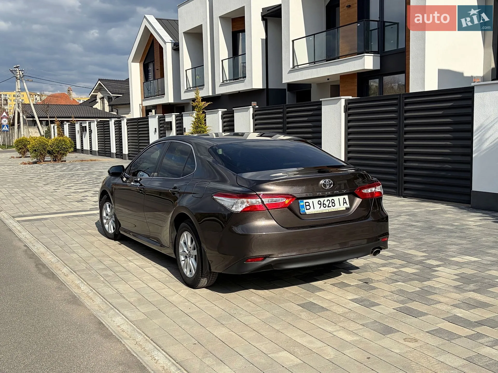 2018 Toyota Camry - мініатюра 10