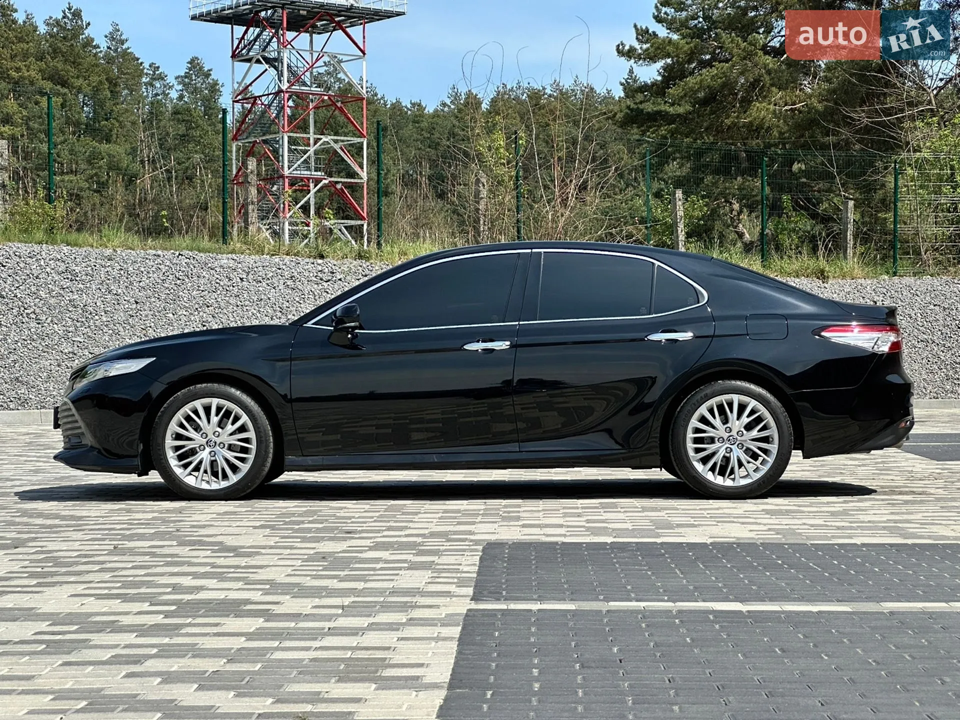 2020 Toyota Camry - мініатюра 9