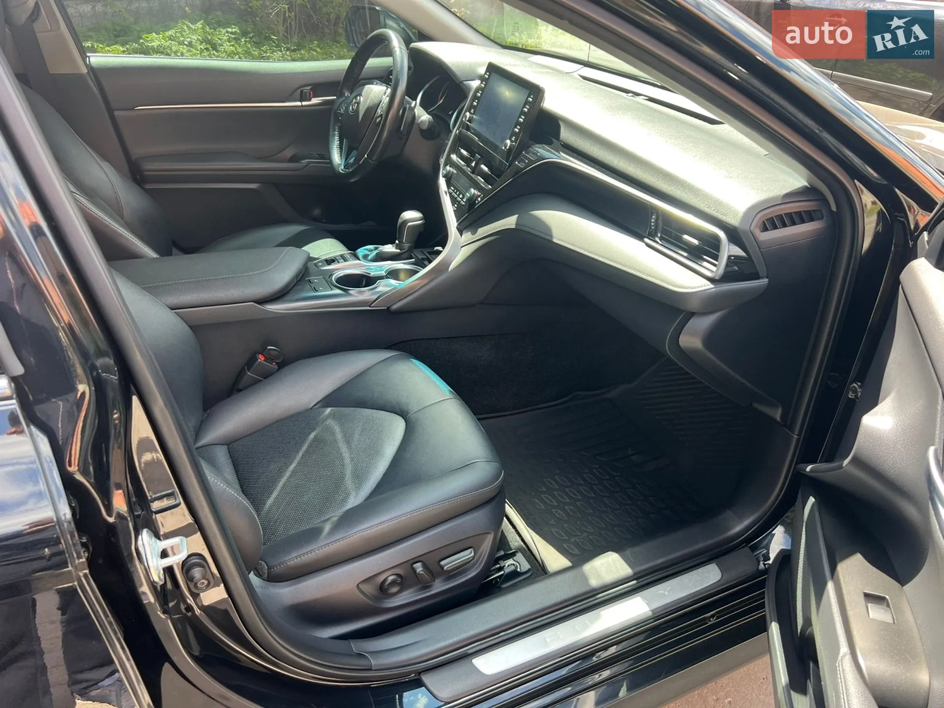 2021 Toyota Camry - мініатюра 21