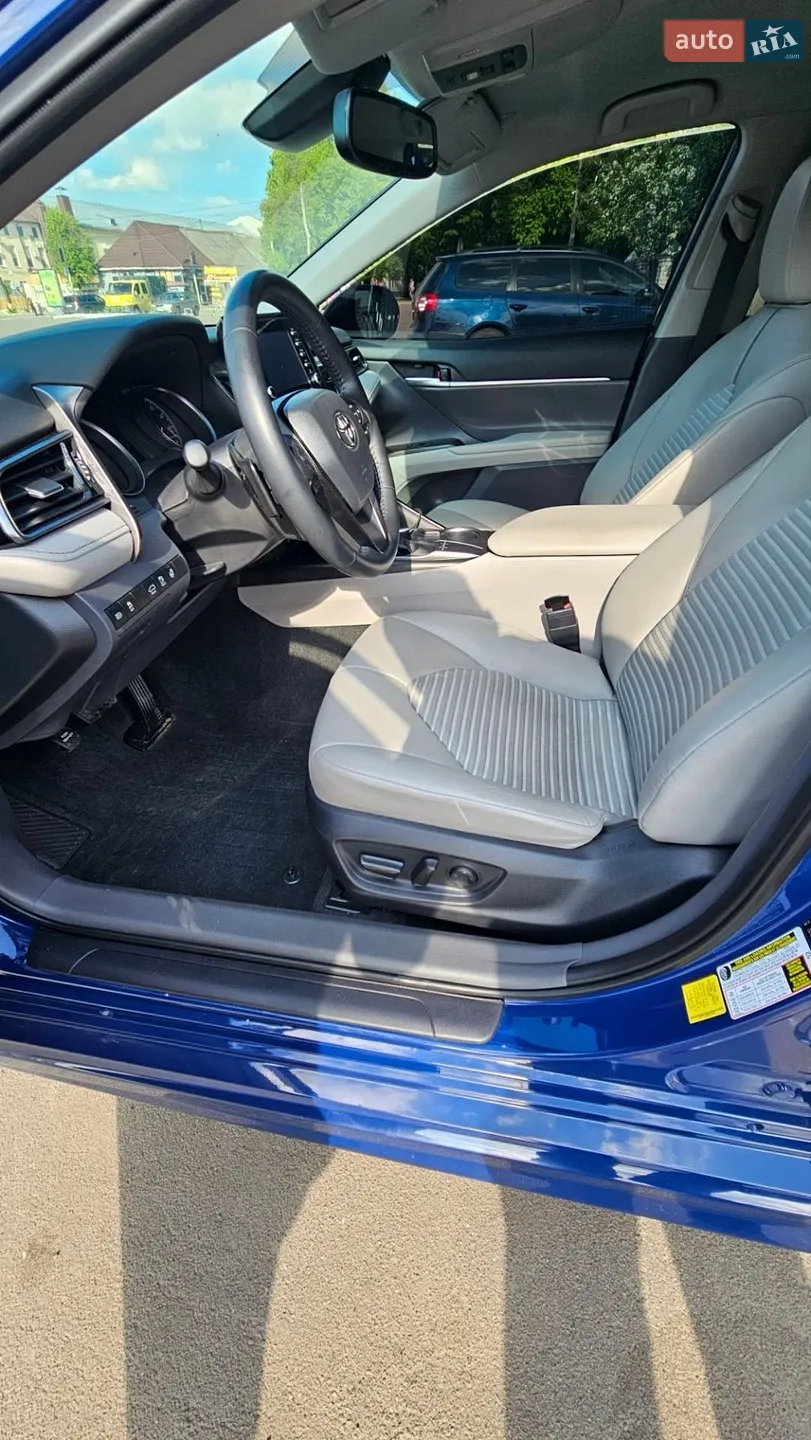 2023 Toyota Camry - мініатюра 10