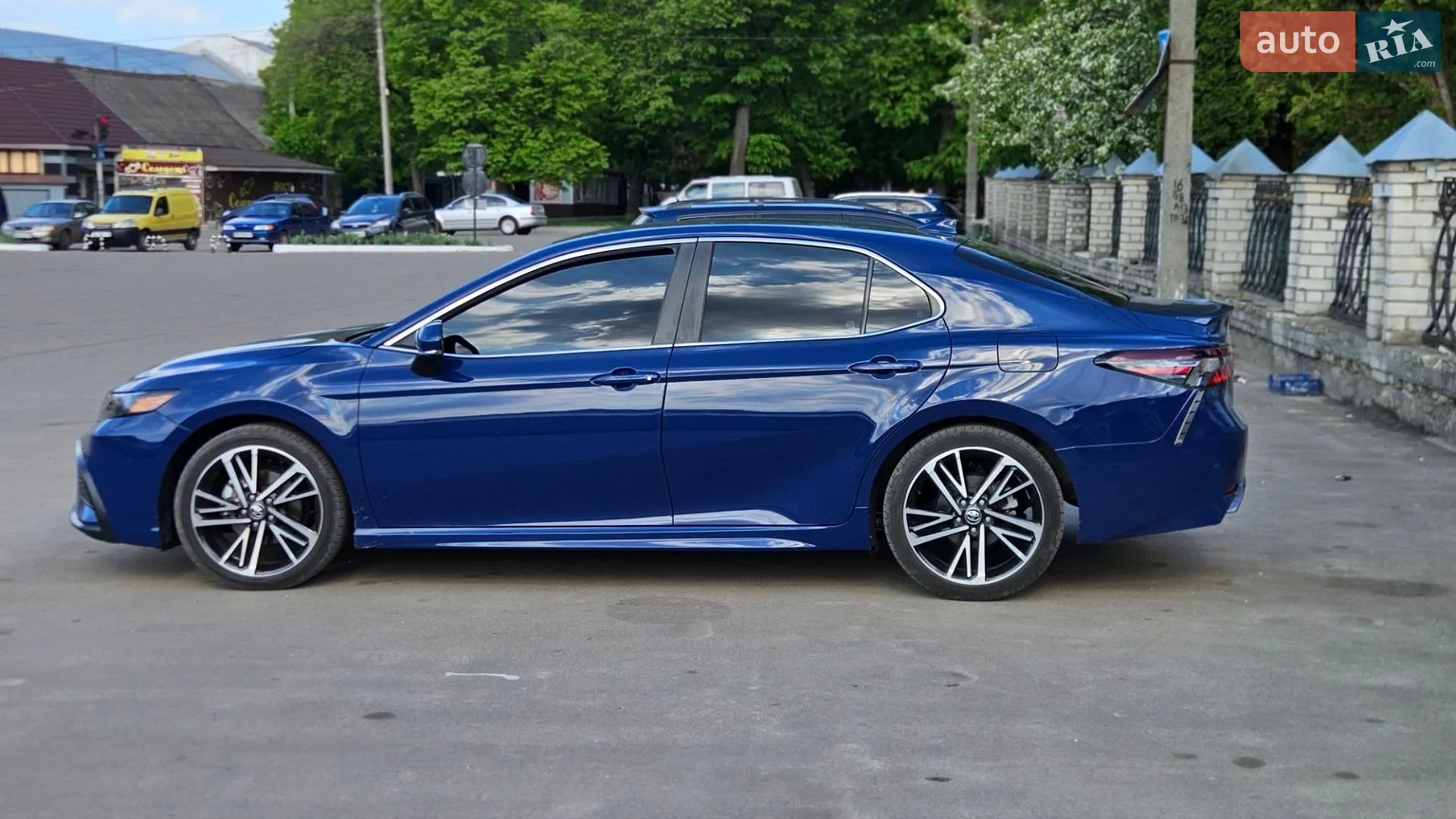 2023 Toyota Camry - мініатюра 2