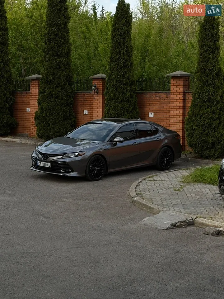 2019 Toyota Camry - мініатюра 11