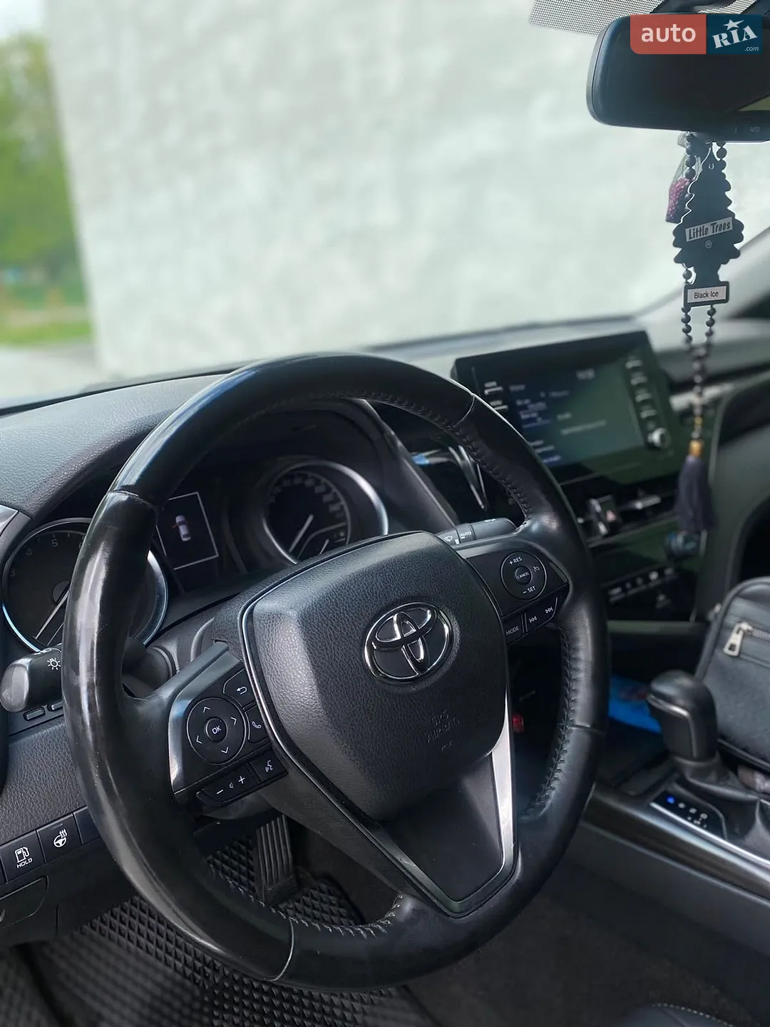 2021 Toyota Camry - мініатюра 17
