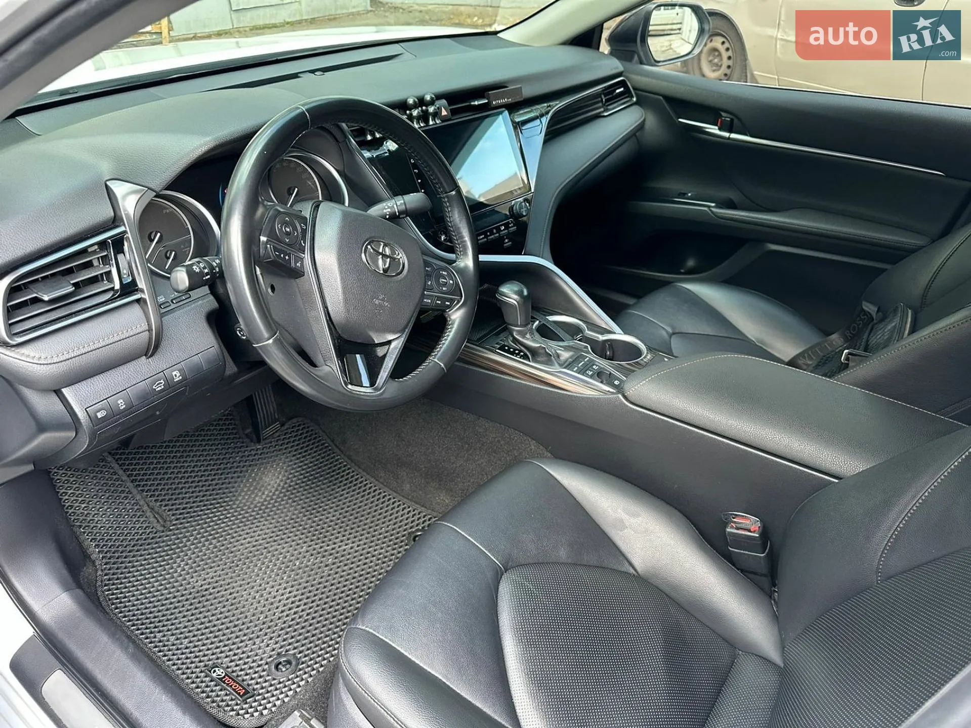2020 Toyota Camry - мініатюра 19