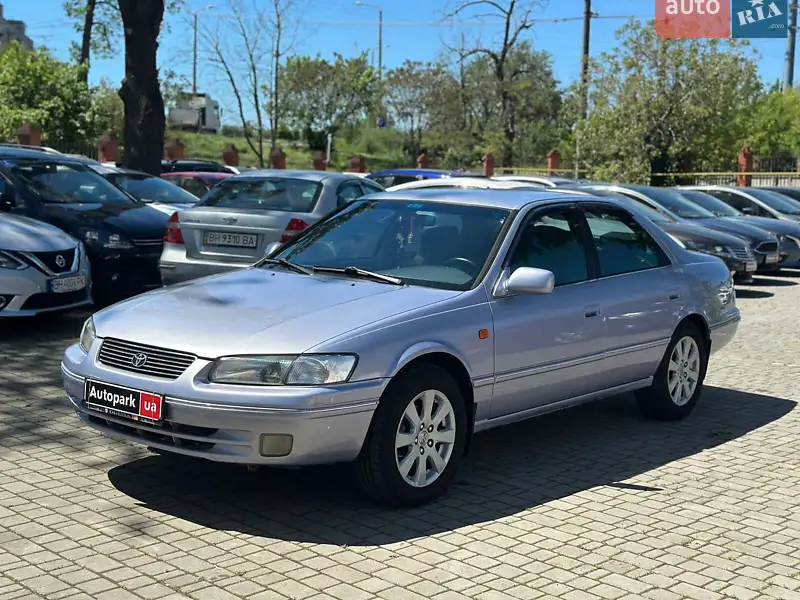 Toyota Camry 1996