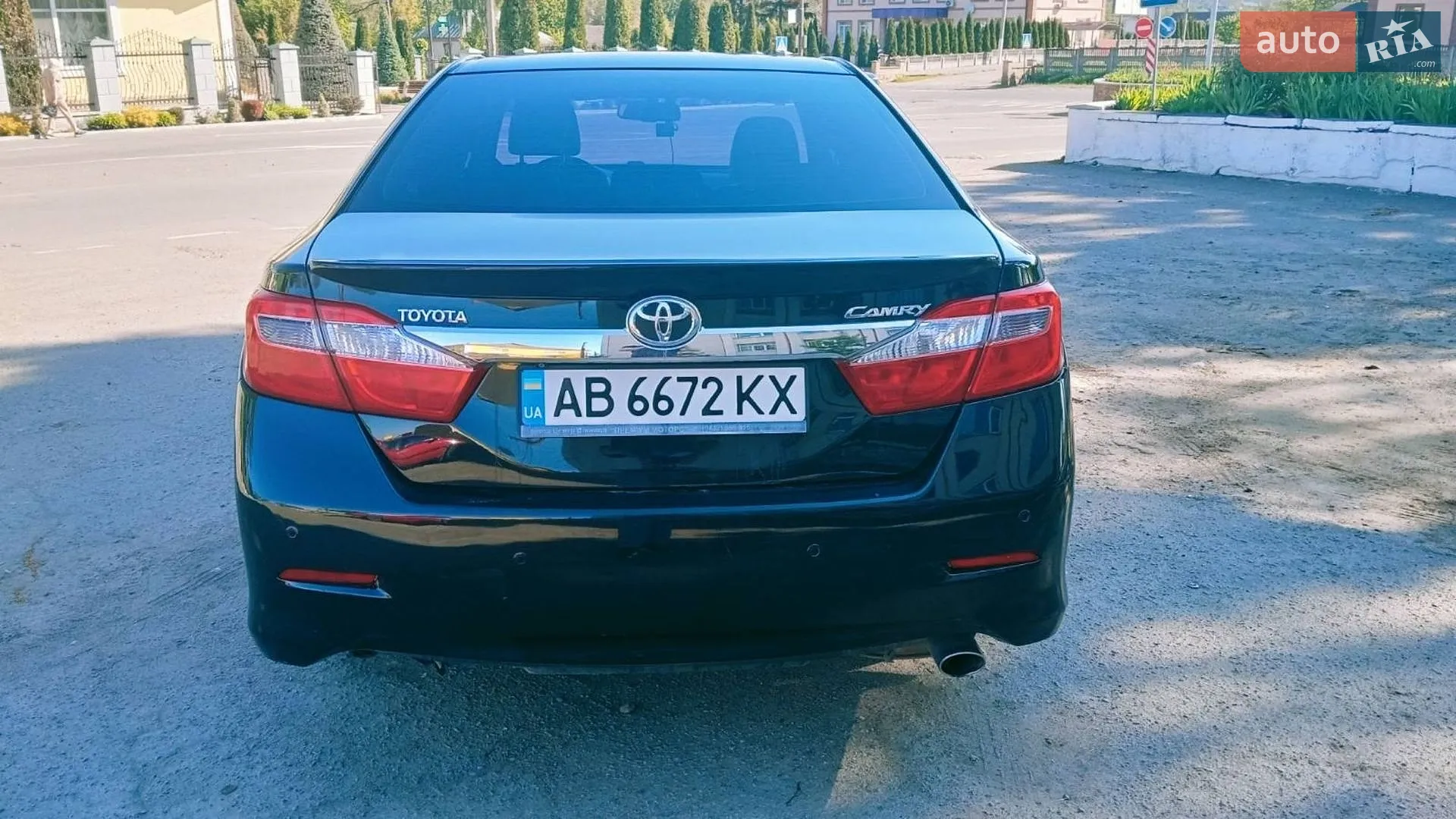 2014 Toyota Camry - мініатюра 2