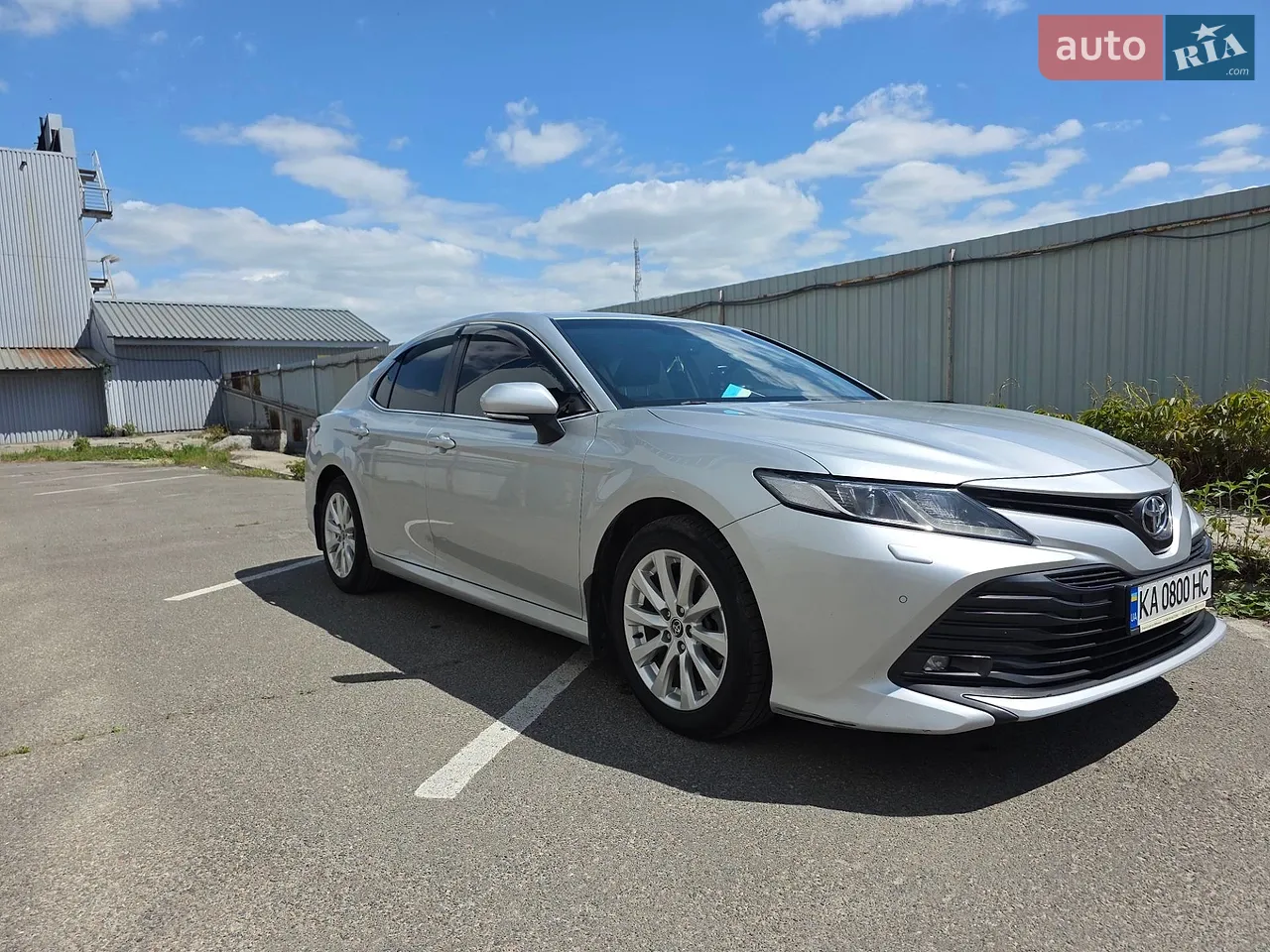 2018 Toyota Camry - мініатюра 17