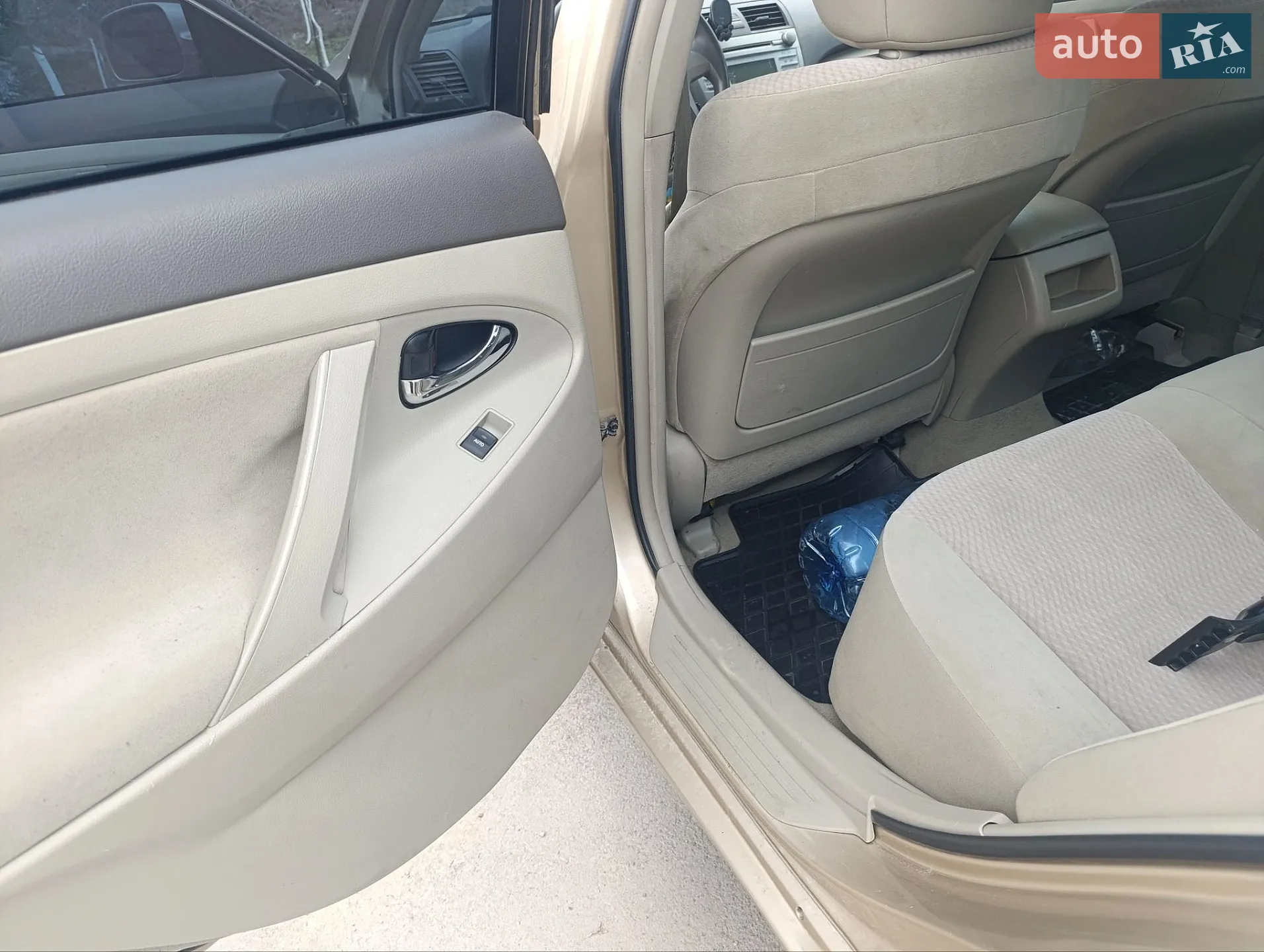 2011 Toyota Camry - мініатюра 10