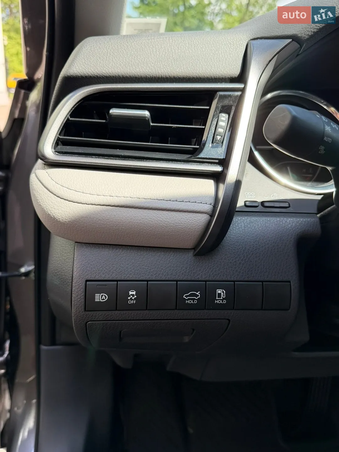 2019 Toyota Camry - мініатюра 17