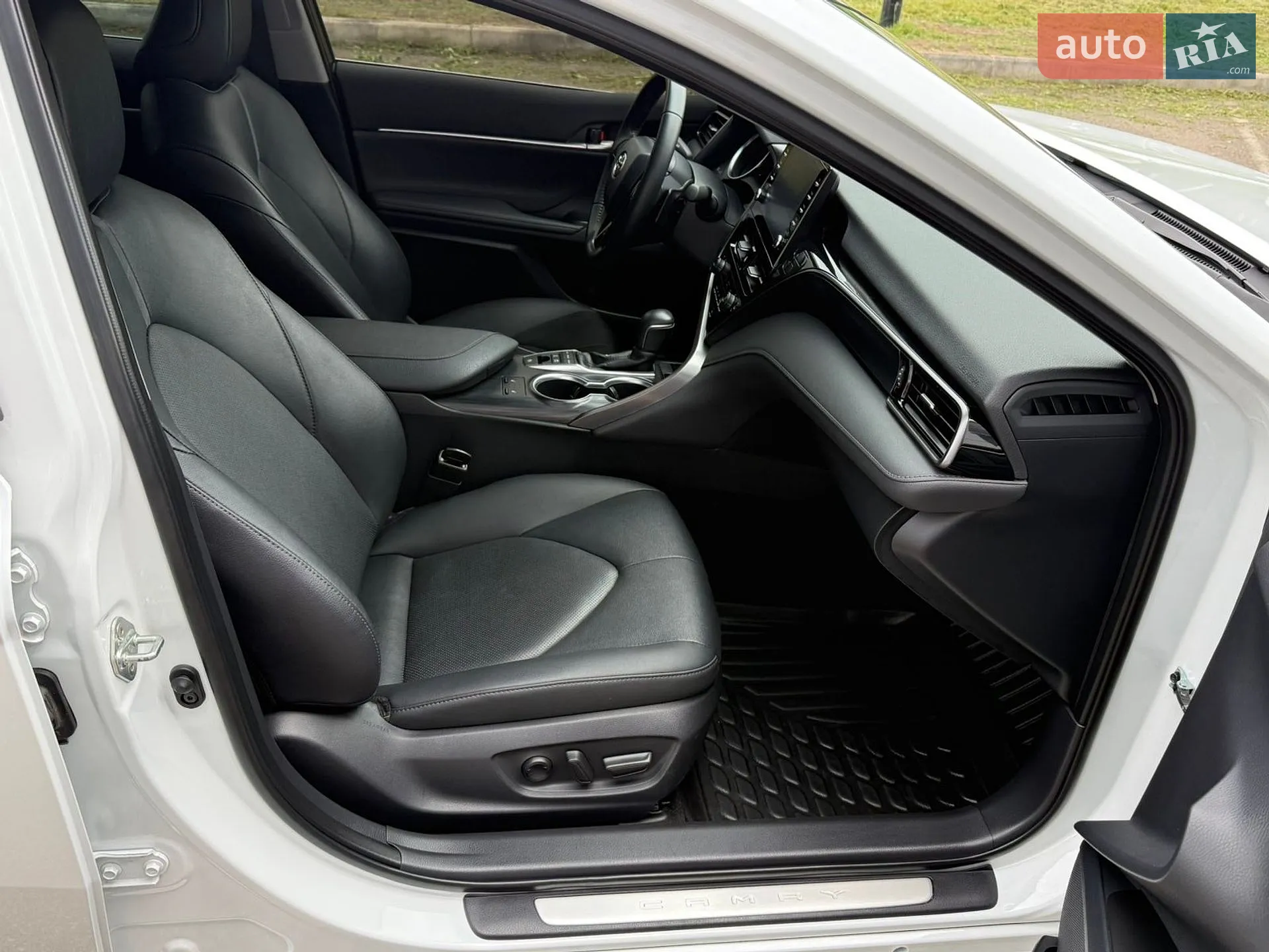2024 Toyota Camry - мініатюра 41