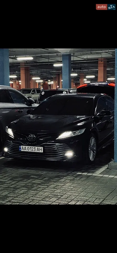 2017 Toyota Camry - мініатюра 16