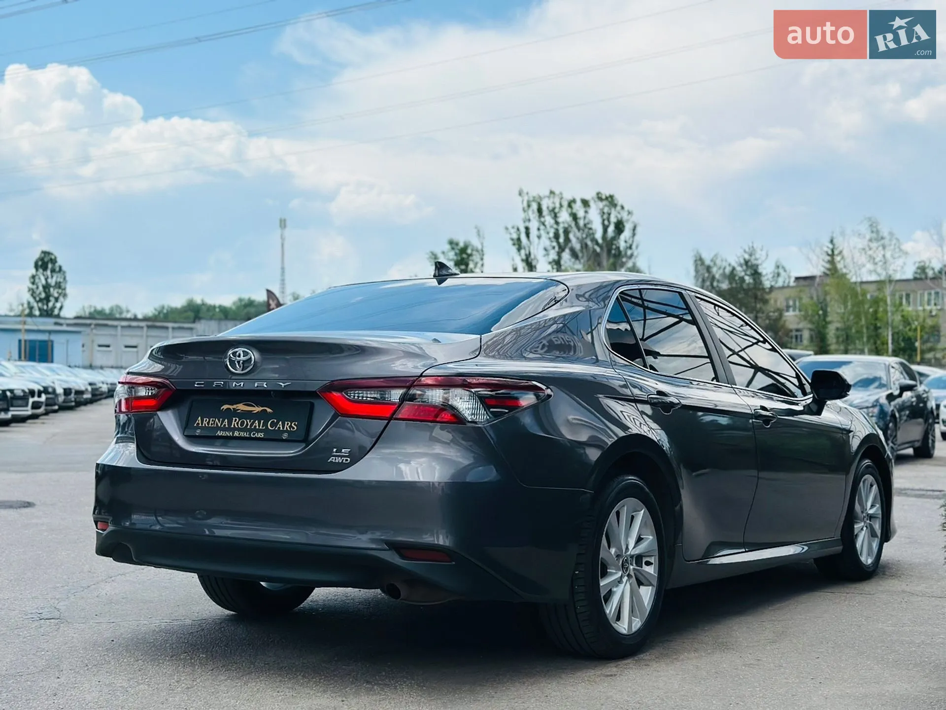2020 Toyota Camry - мініатюра 10