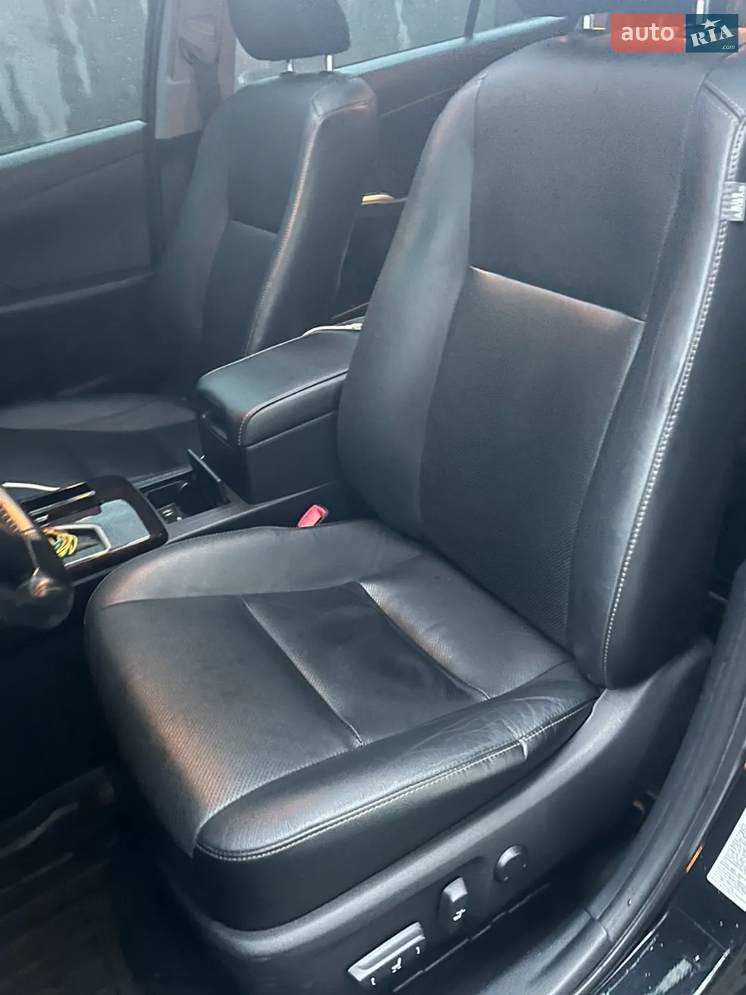 2016 Toyota Camry - мініатюра 24