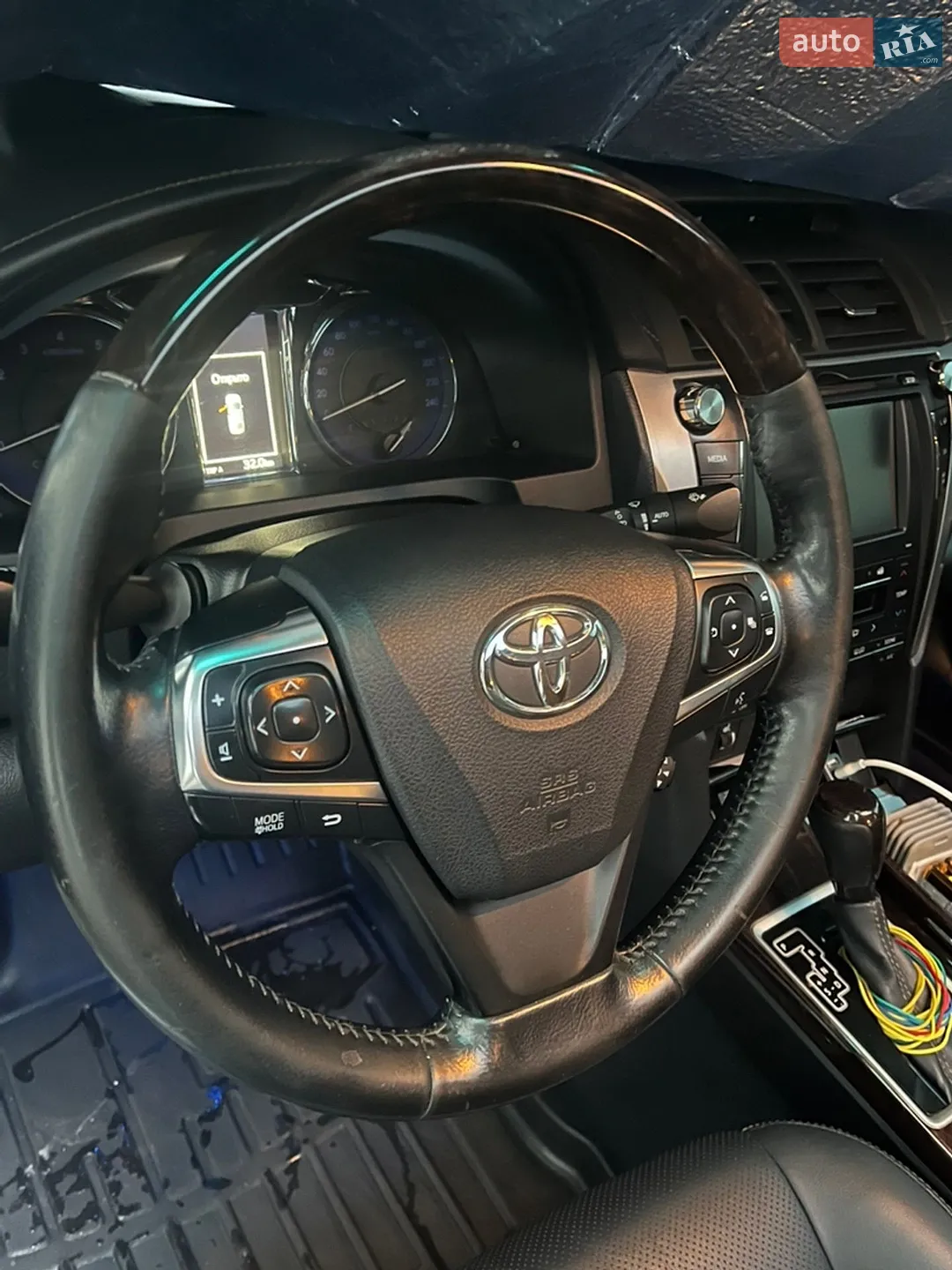 2016 Toyota Camry - мініатюра 28