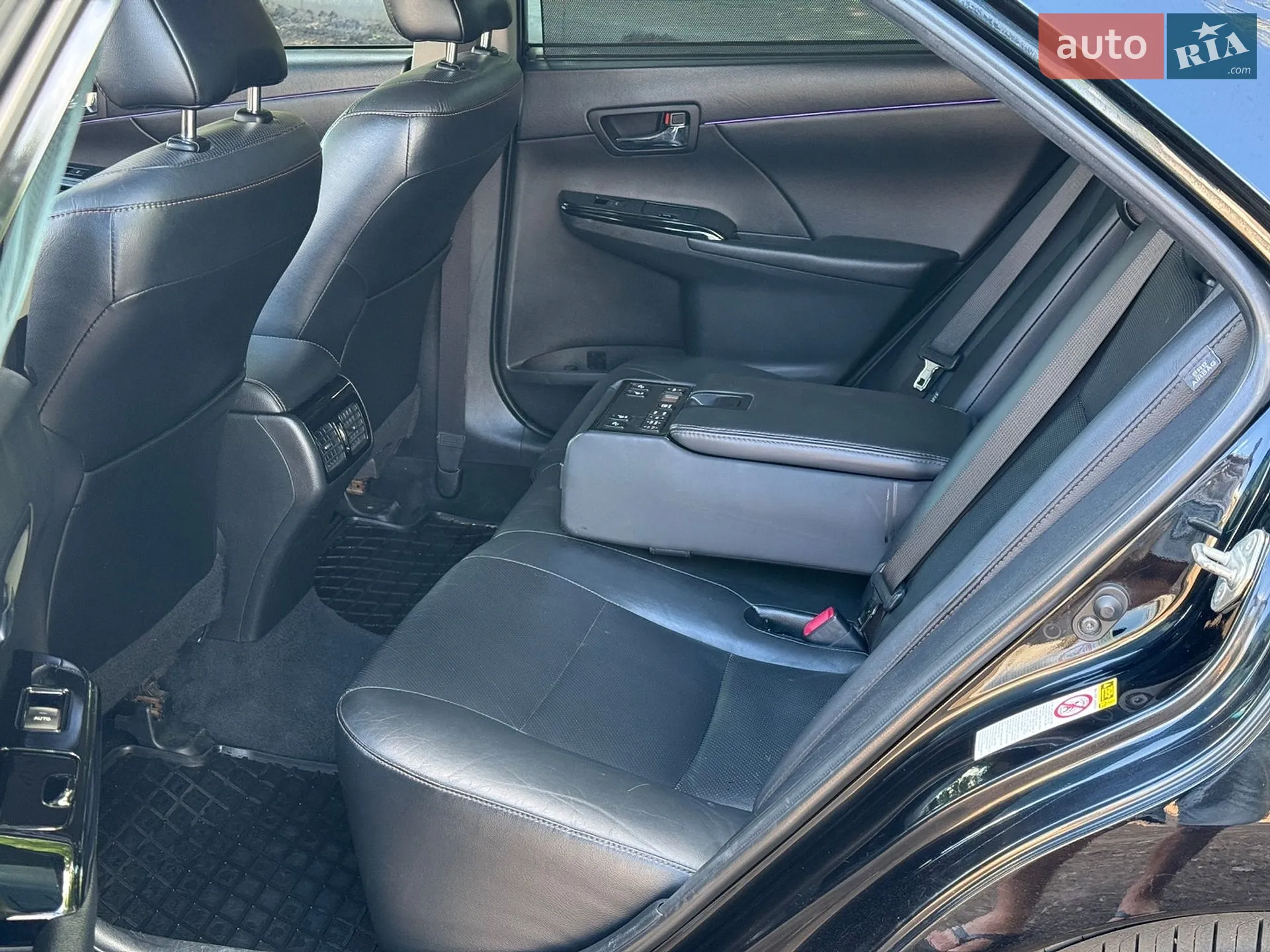 2011 Toyota Camry - мініатюра 14
