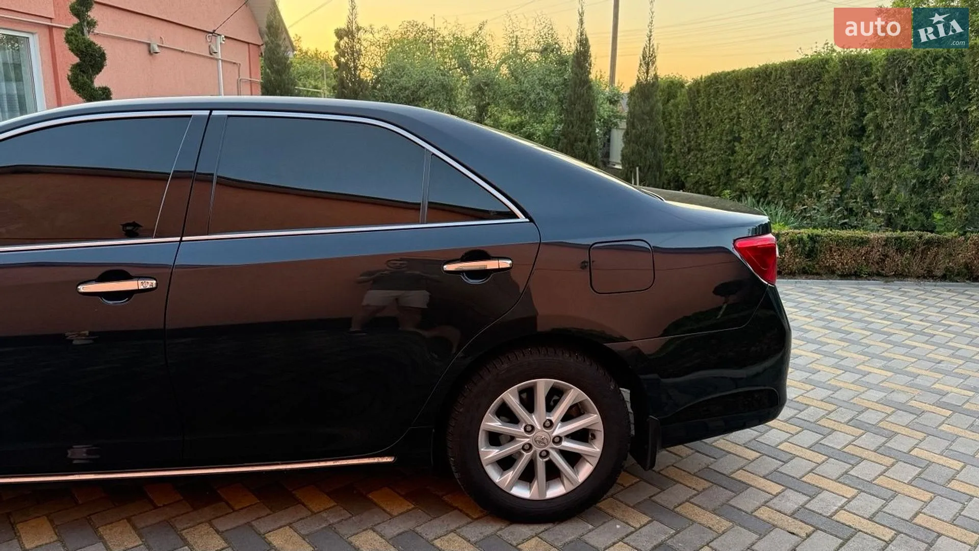 2011 Toyota Camry - мініатюра 2