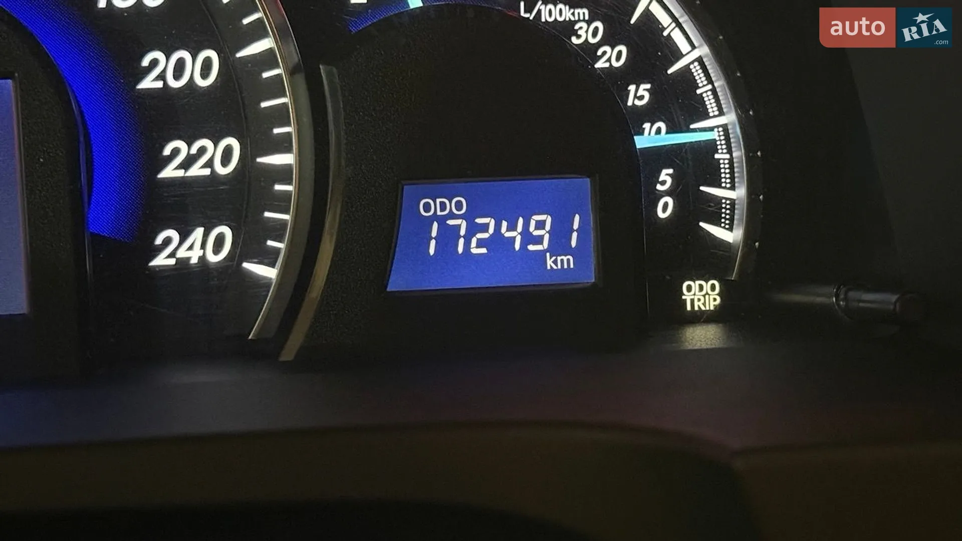 2011 Toyota Camry - мініатюра 16