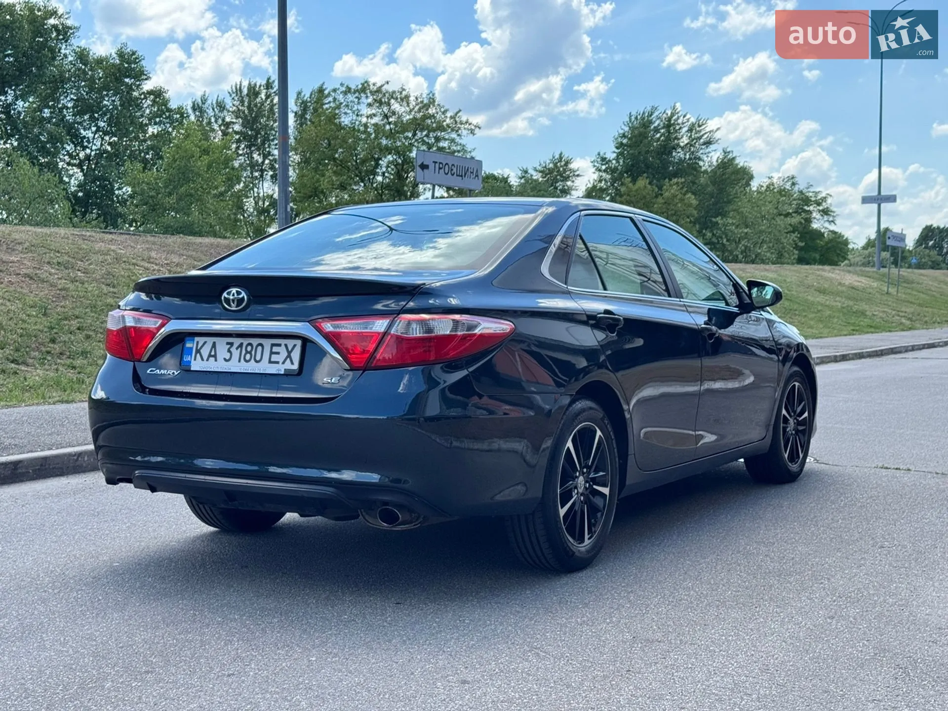 2016 Toyota Camry - мініатюра 3