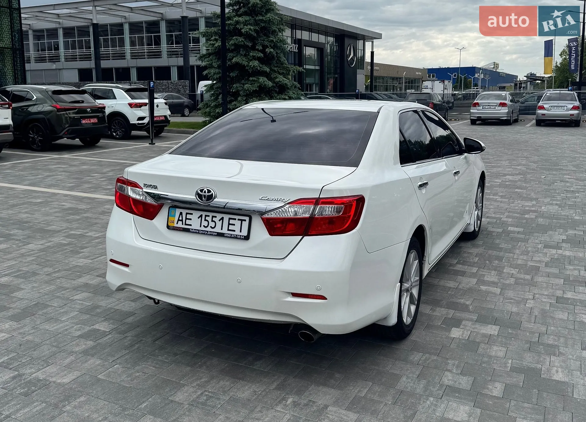 2011 Toyota Camry - мініатюра 3