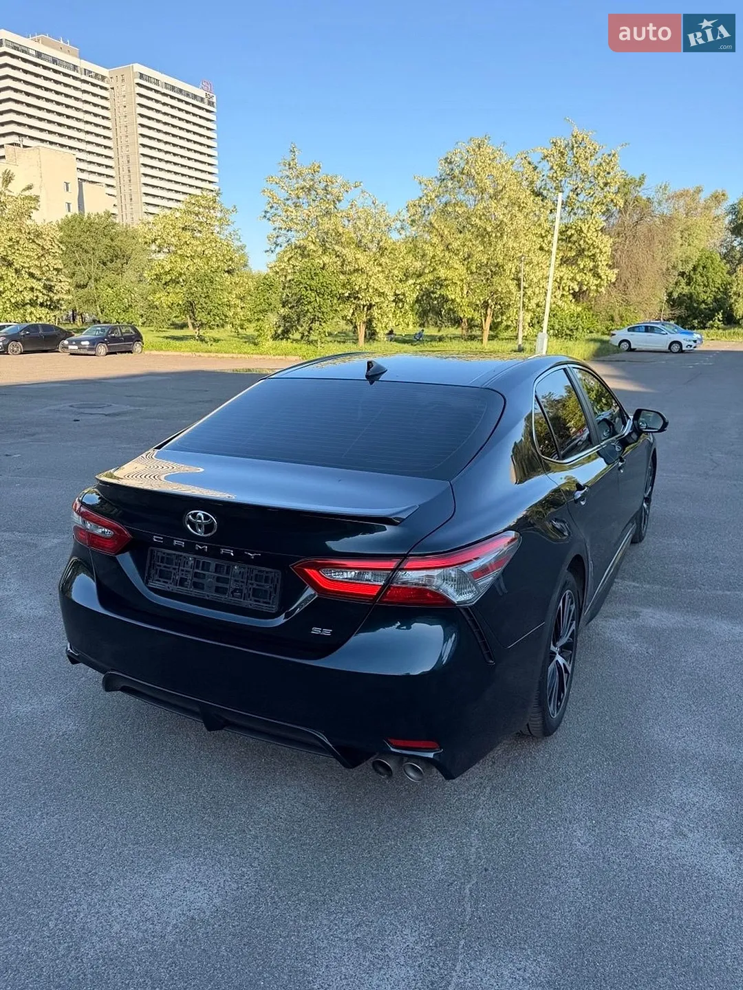 2019 Toyota Camry - мініатюра 17