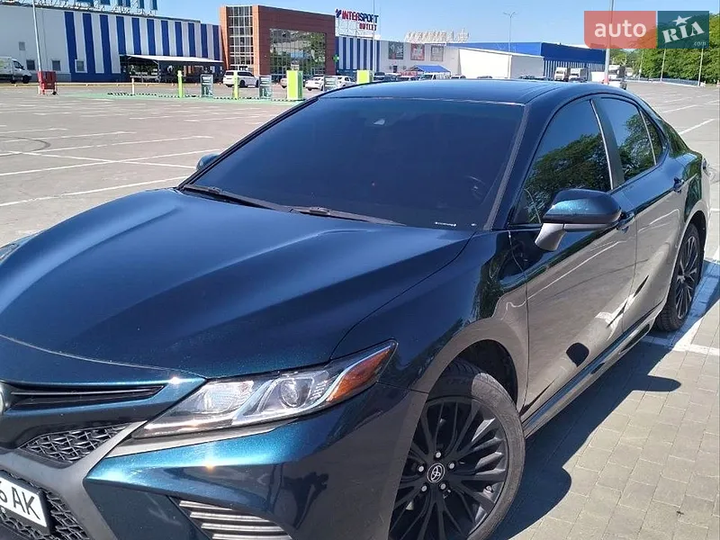 Toyota Camry 2017