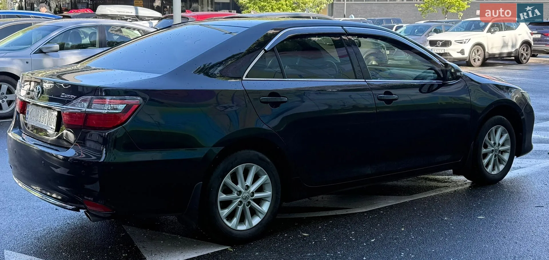 2016 Toyota Camry - мініатюра 16