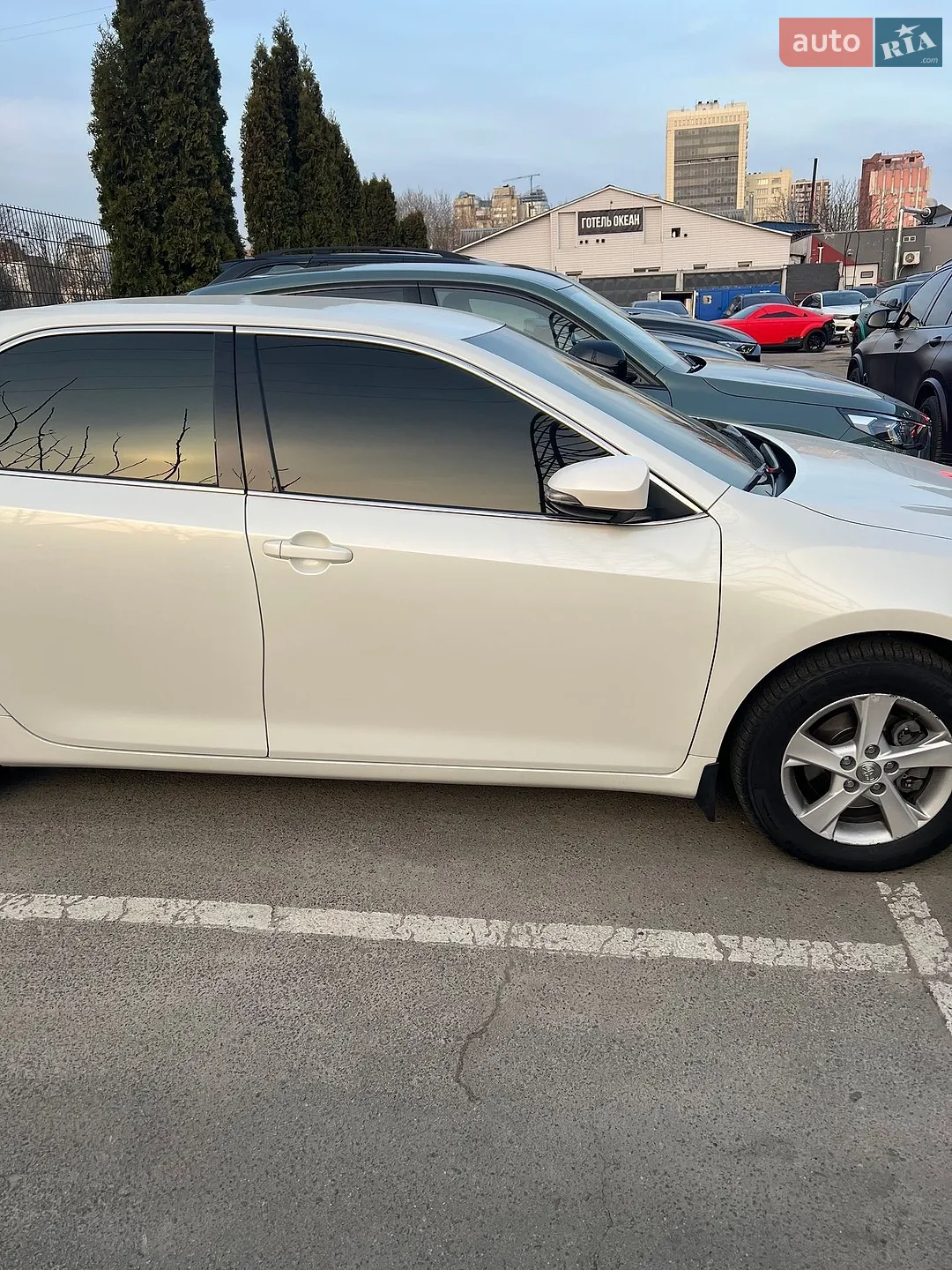 2016 Toyota Camry - мініатюра 3