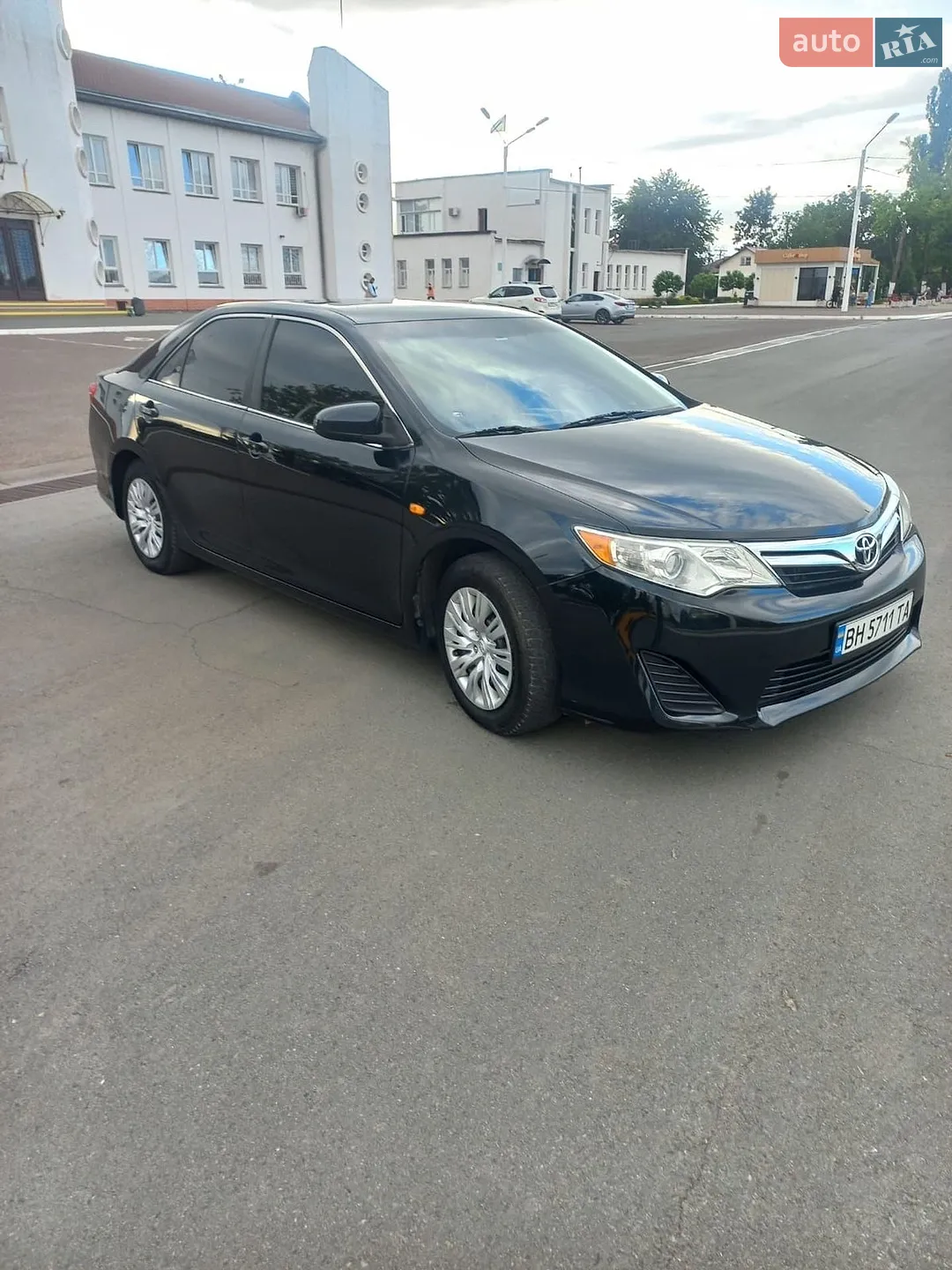 2014 Toyota Camry - мініатюра 3