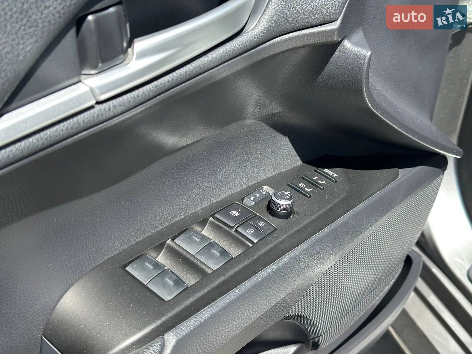2024 Toyota Camry - мініатюра 18