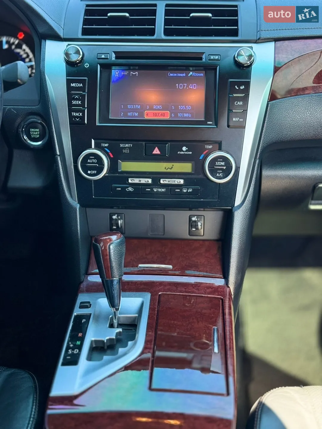 2013 Toyota Camry - мініатюра 22