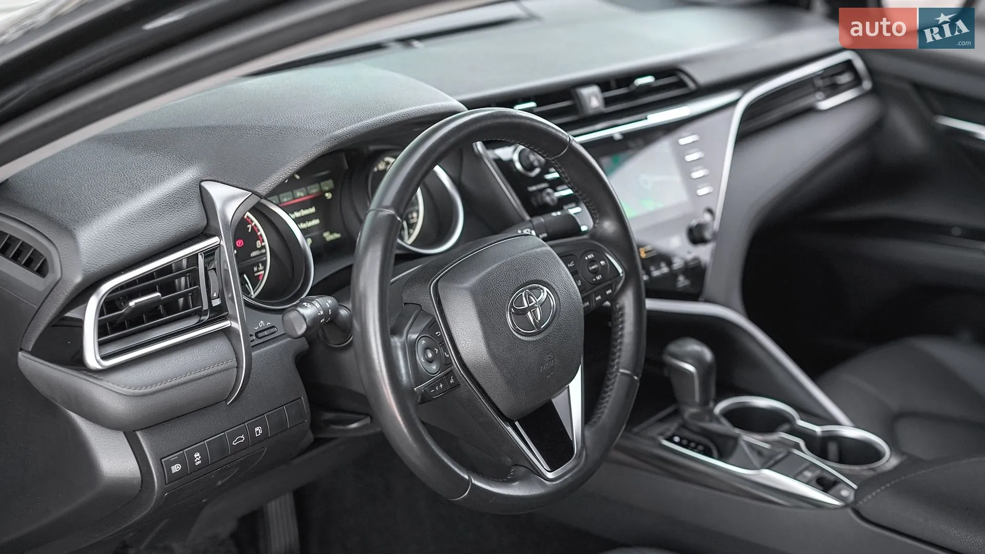 2018 Toyota Camry - мініатюра 13