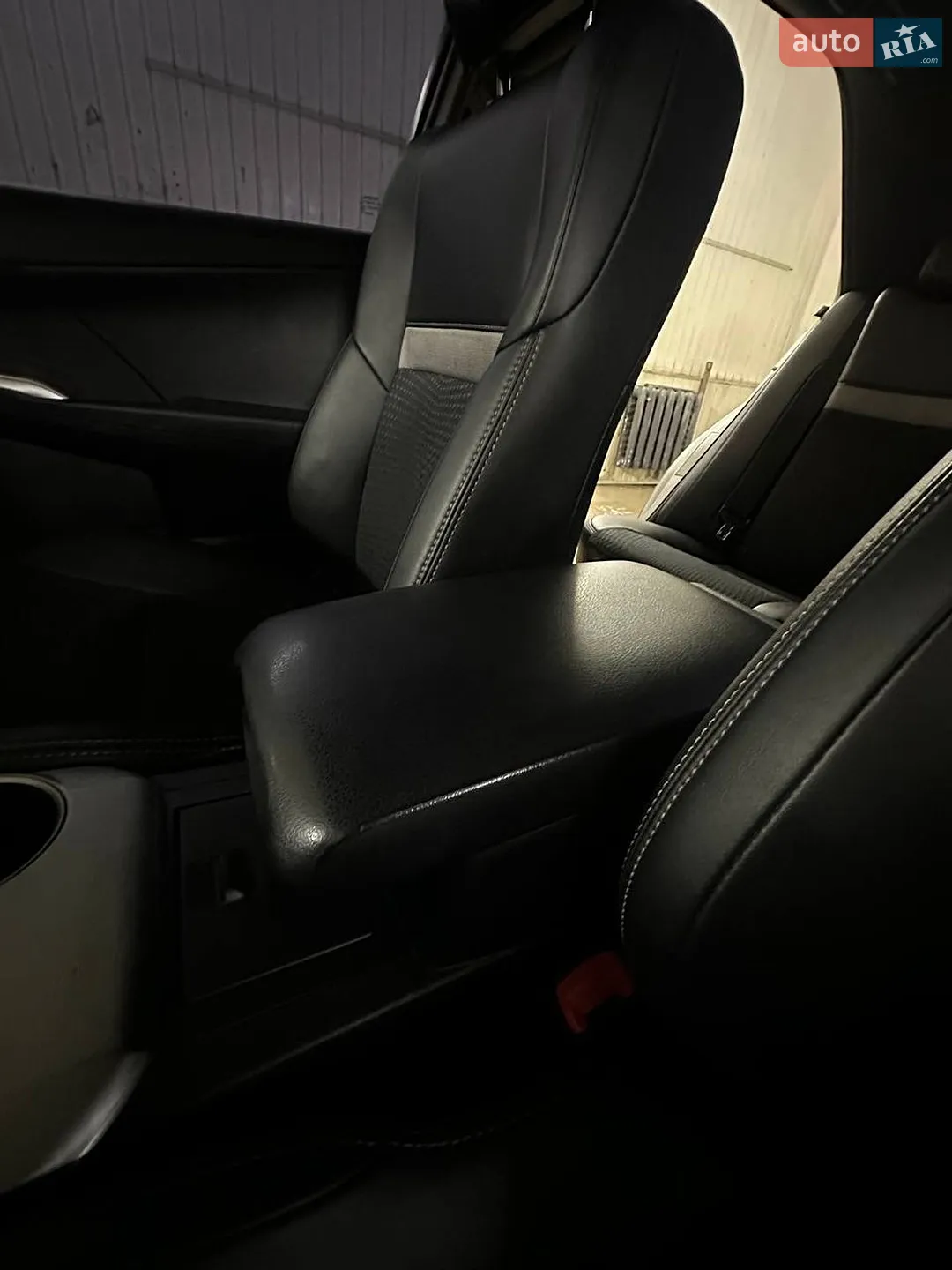 2012 Toyota Camry - мініатюра 43