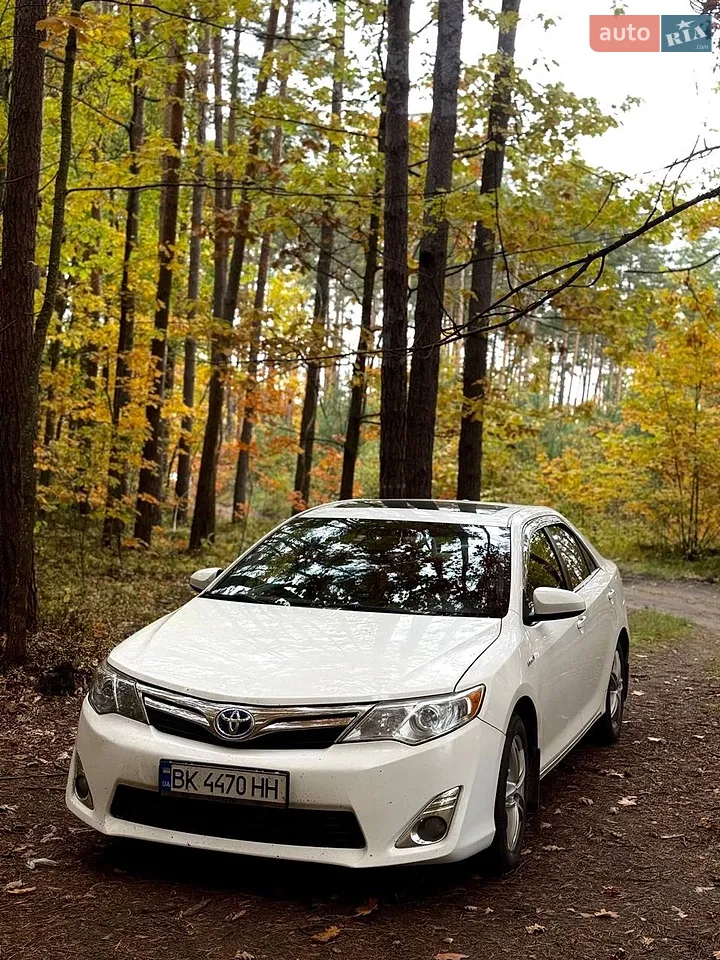 2013 Toyota Camry - мініатюра 18