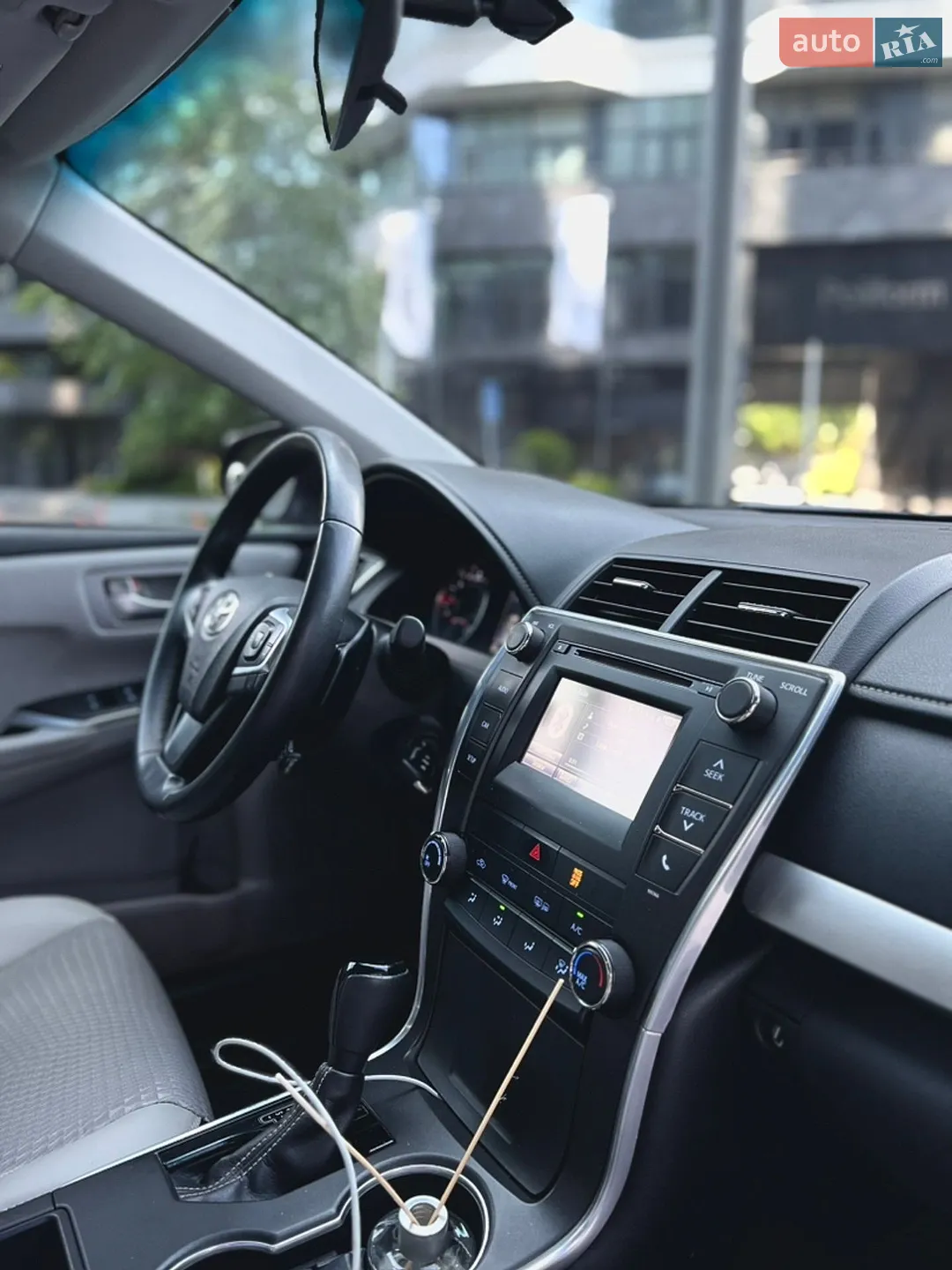 2015 Toyota Camry - мініатюра 29