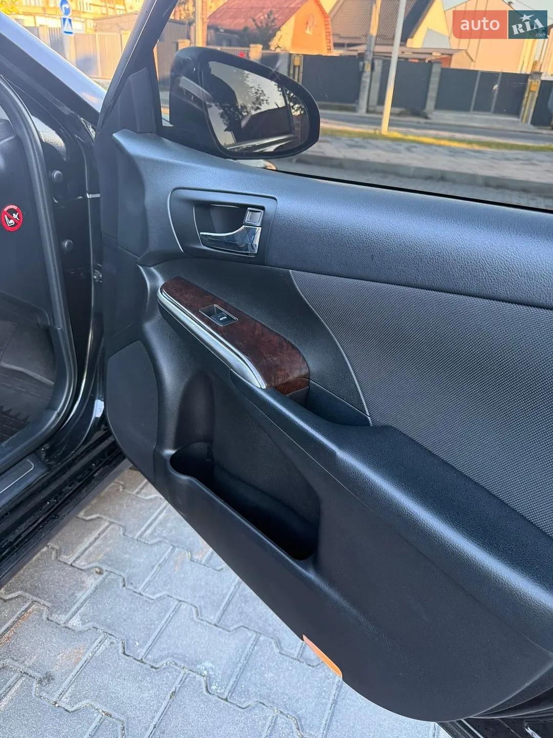 2017 Toyota Camry - мініатюра 16