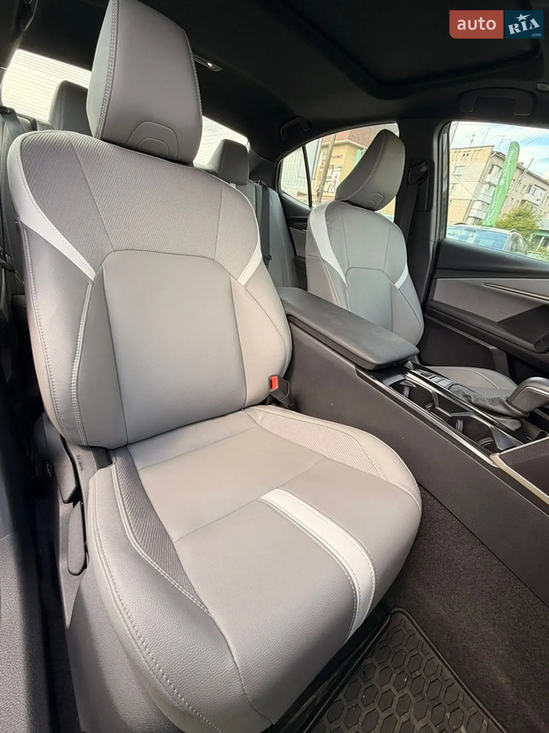 2025 Toyota Camry - мініатюра 28