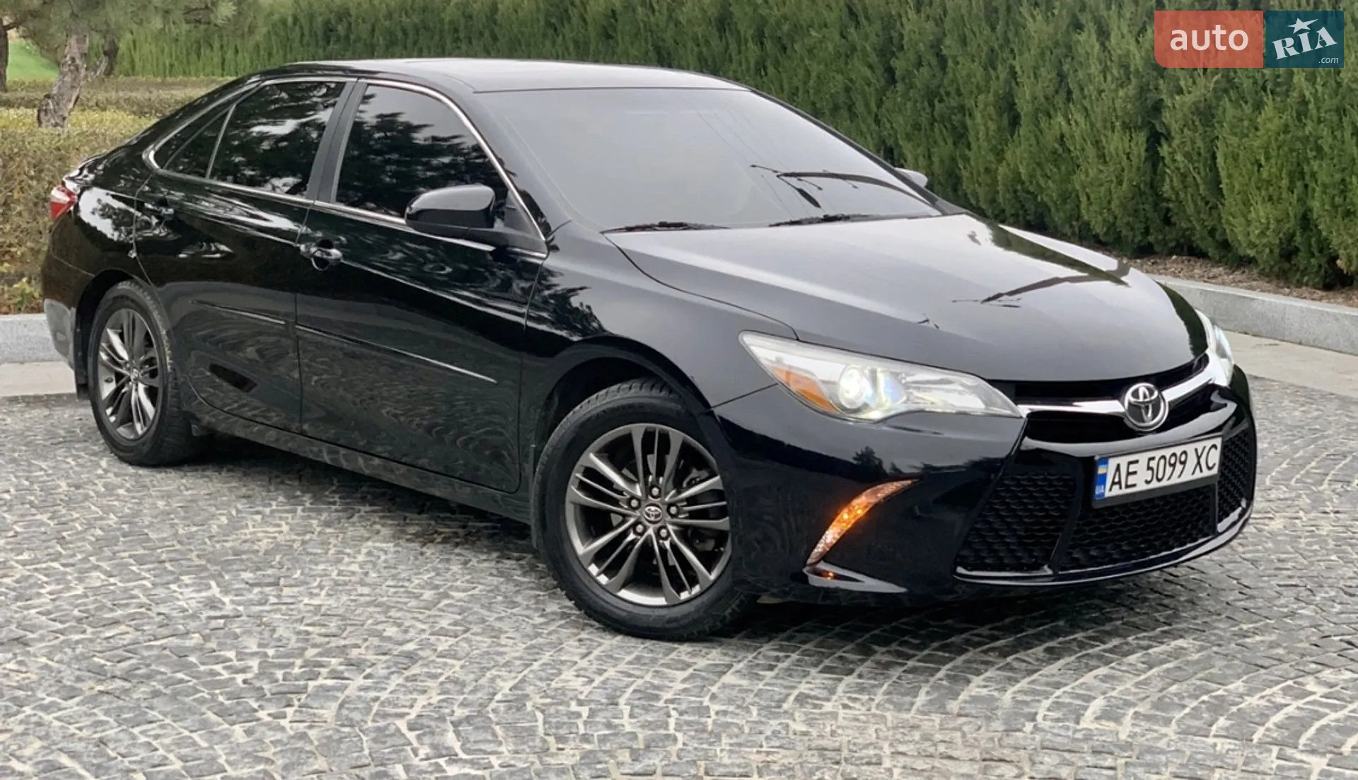2016 Toyota Camry - мініатюра 3
