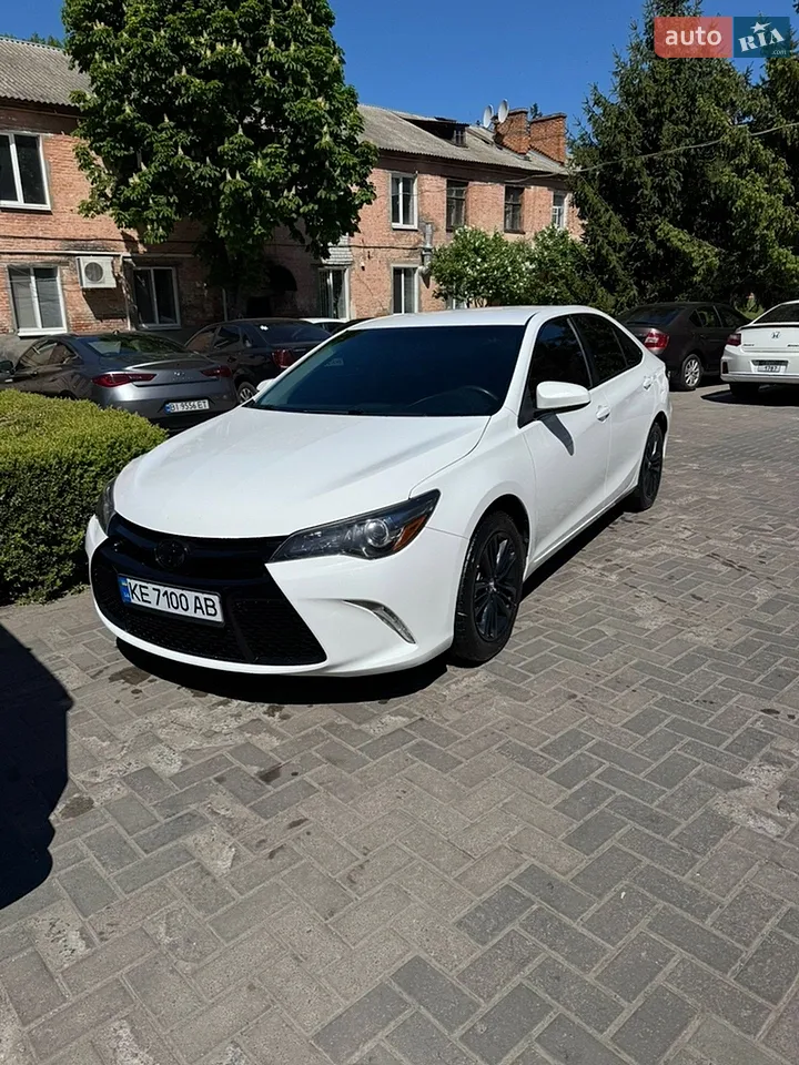 2016 Toyota Camry - мініатюра 25