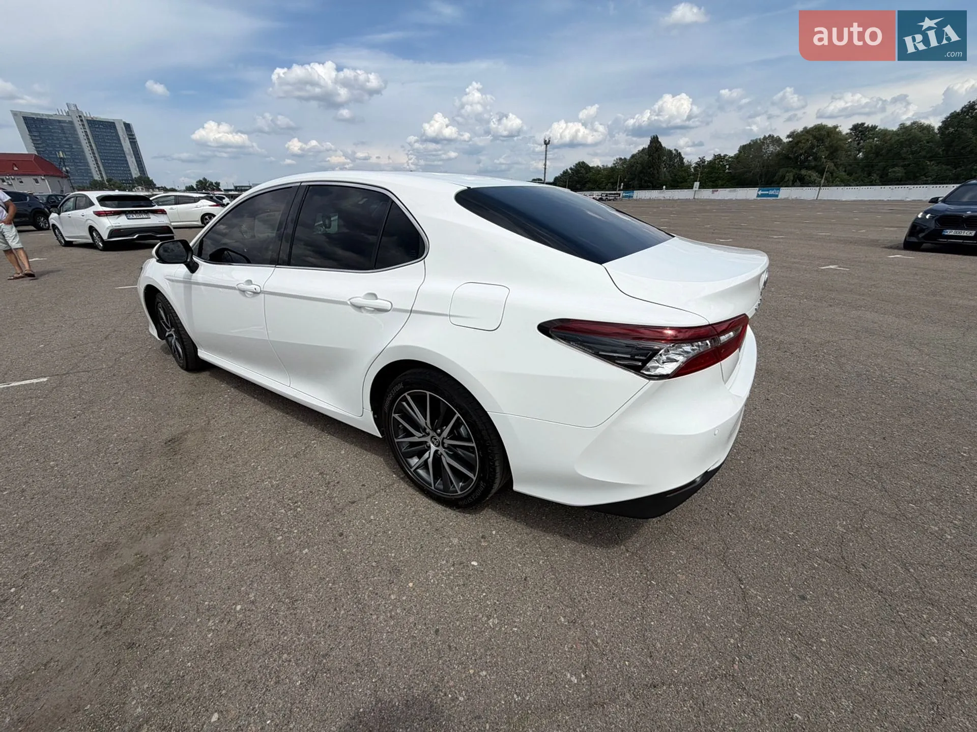 2024 Toyota Camry - мініатюра 4