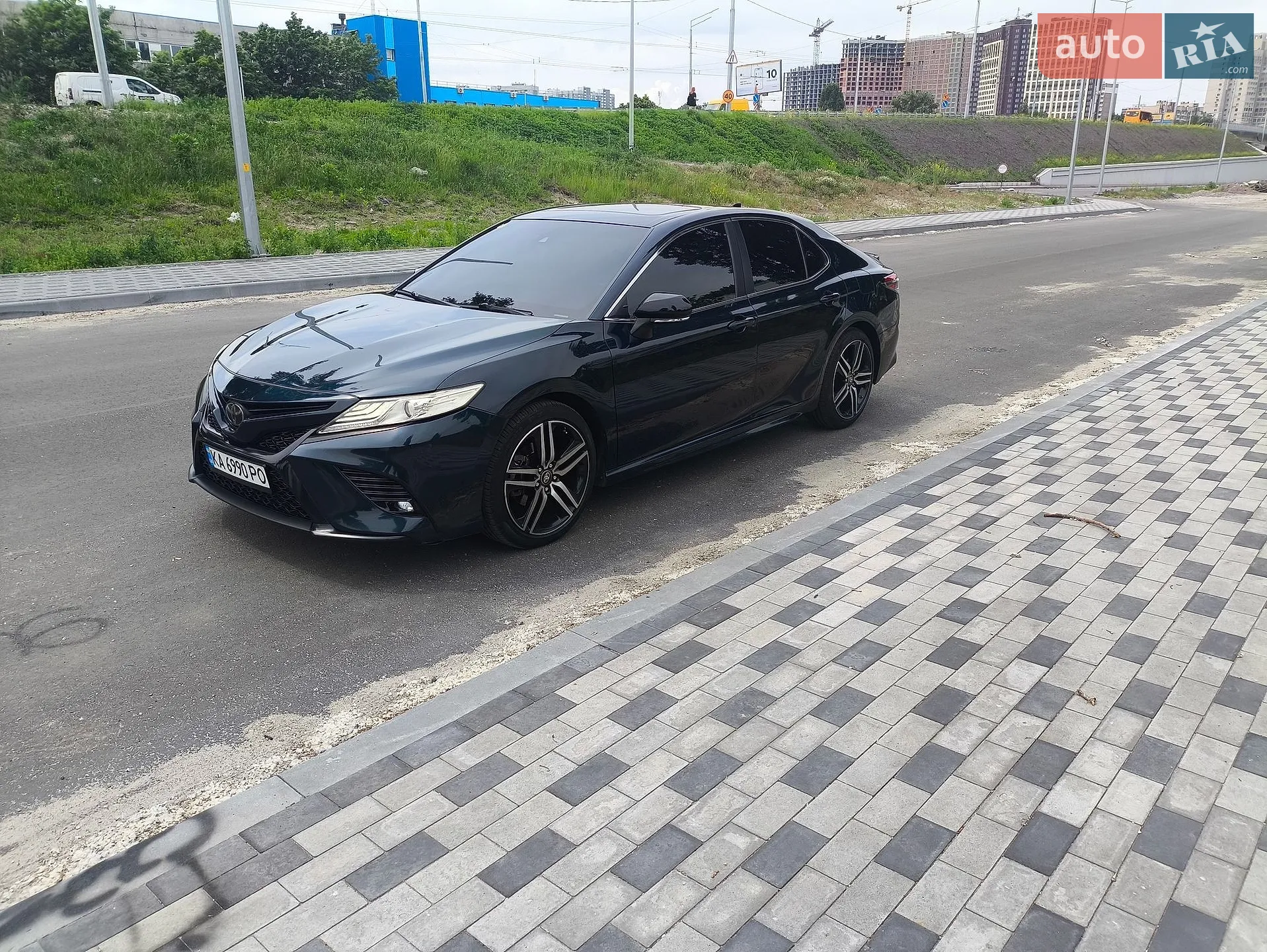 2018 Toyota Camry - мініатюра 11