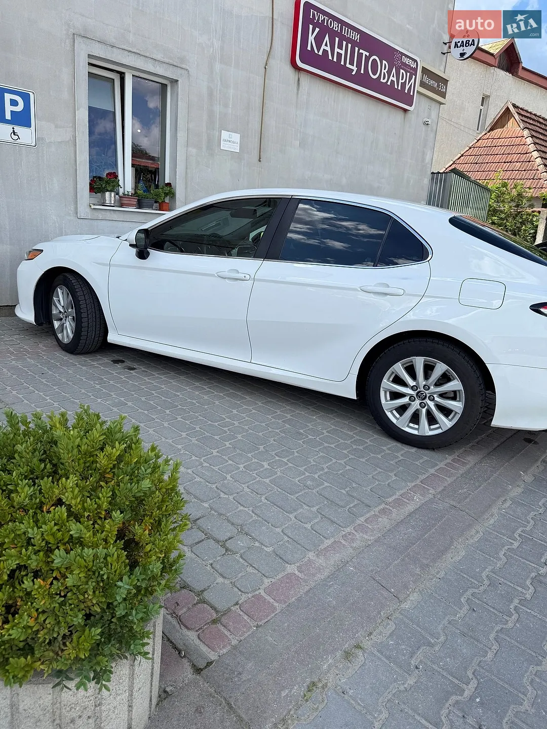 2017 Toyota Camry - мініатюра 10