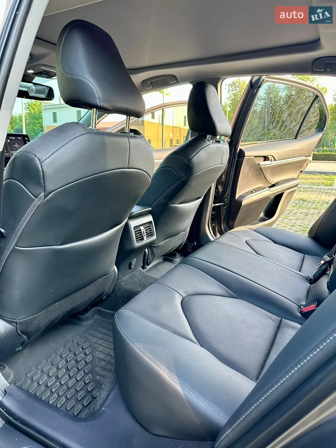 2023 Toyota Camry - мініатюра 15