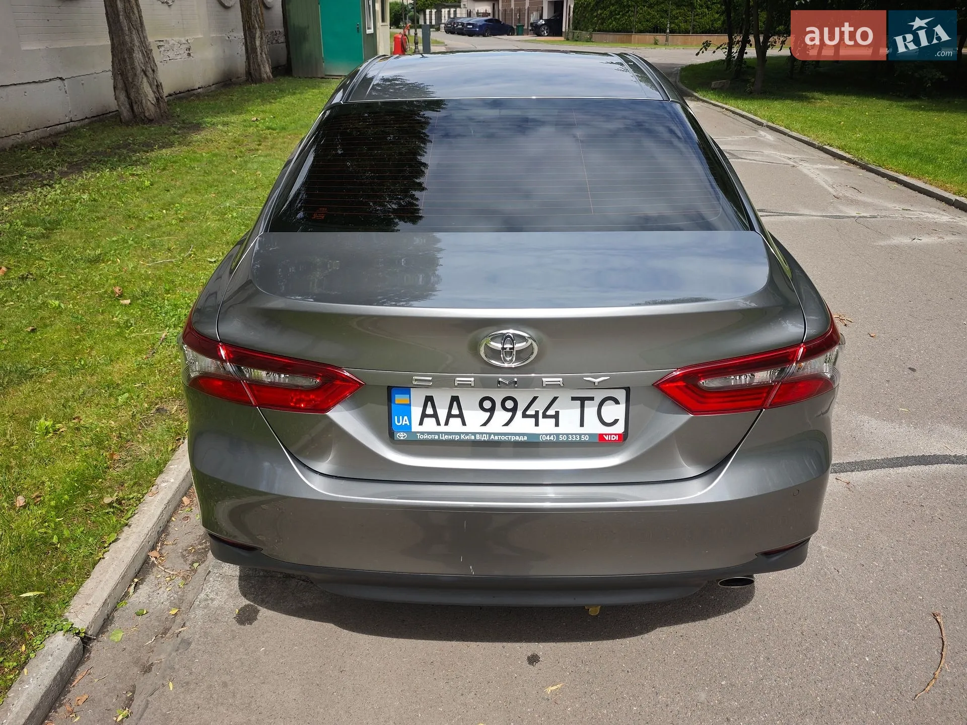 2023 Toyota Camry - мініатюра 10